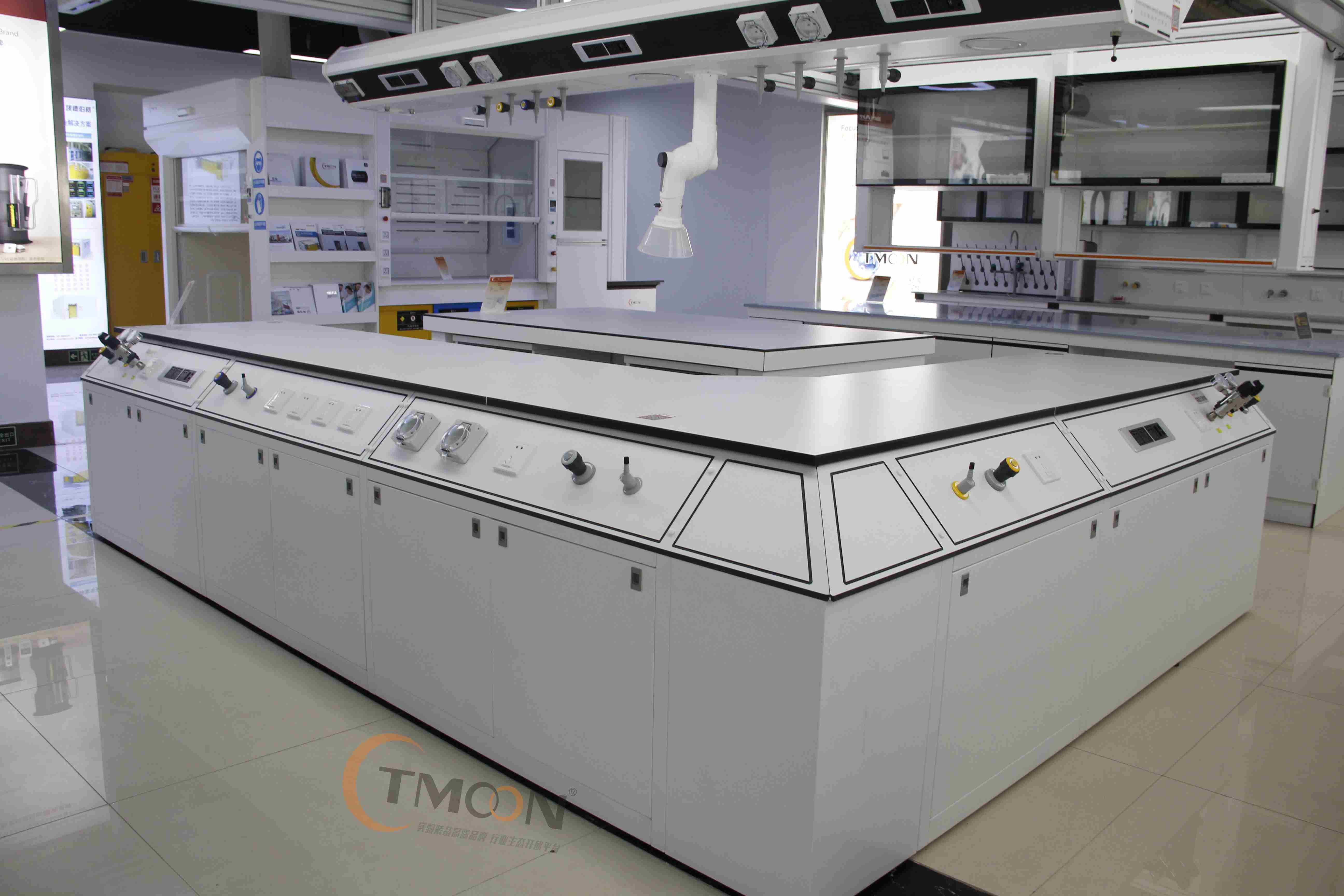 全鋼結構多功能儀器臺